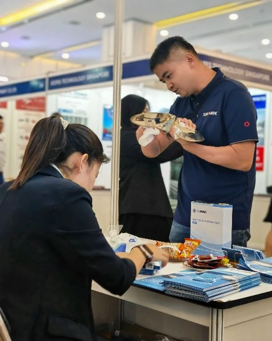 Vietnam Expo With Customer